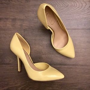 BCBG Pointy Toe Stiletto!